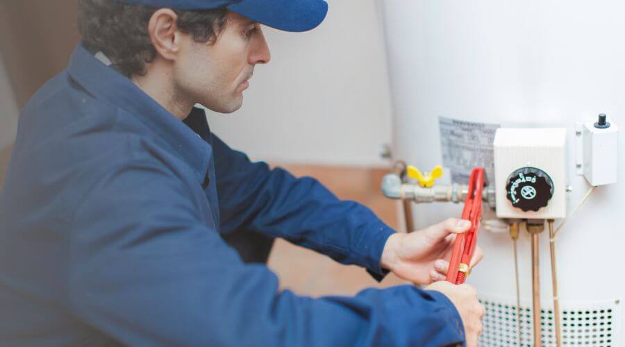 Local water heater installation in Gause, TX